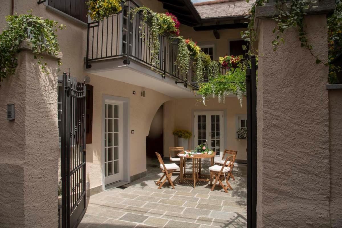Casa Mia Castelveccana Exterior photo